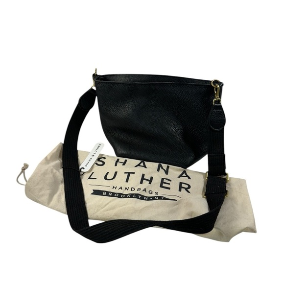 SHANA LUTHER Brooklyn NY Authentic black Leather crossbody